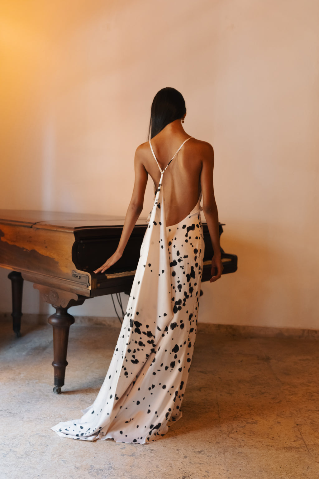 AMORIO LUNAR DRESS