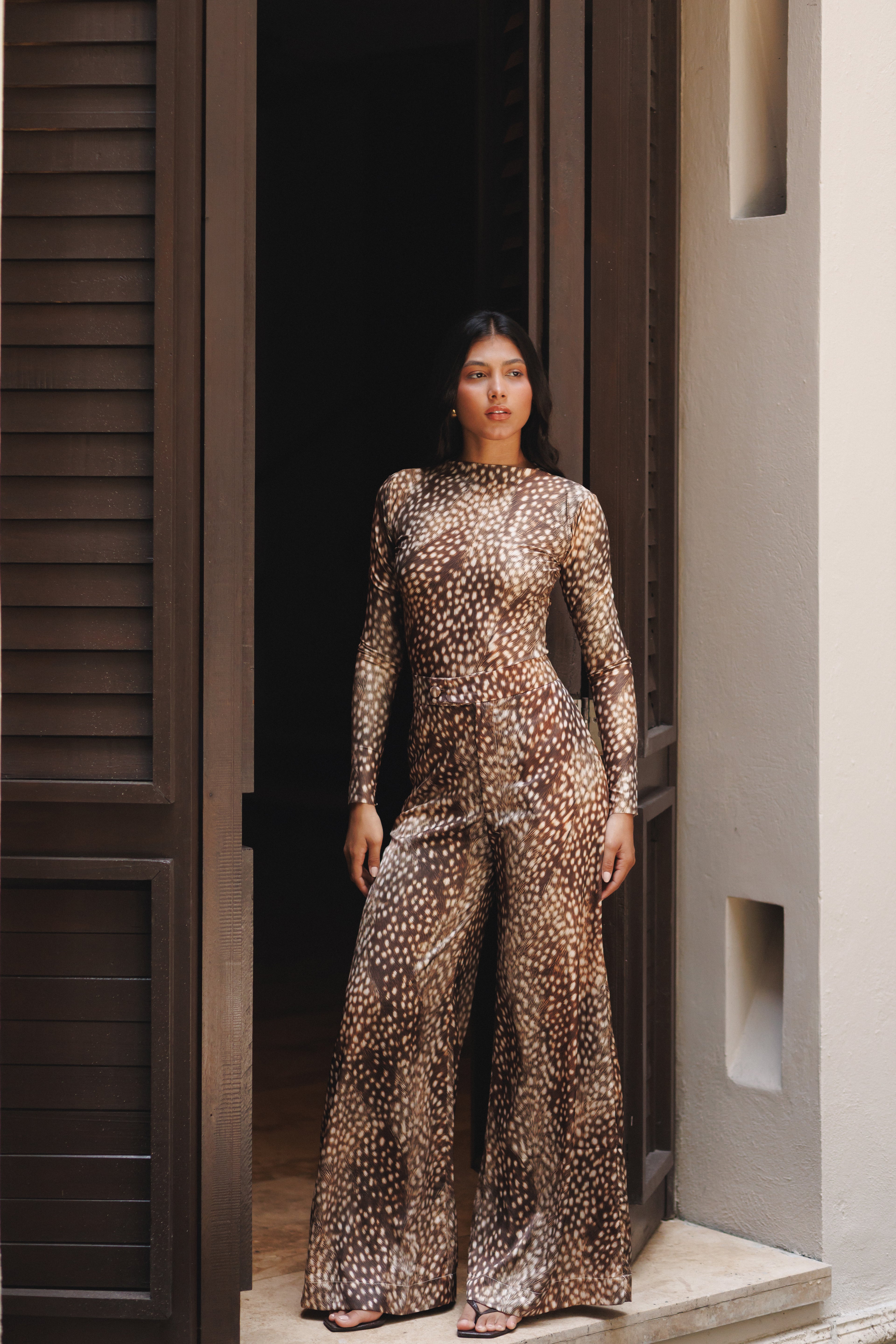 ADHARA PANT